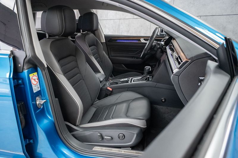 Volkswagen Arteon Shooting Brake TSI 206kW REZERVACE - fotka 13 z 50