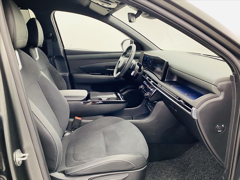 Hyundai Tucson 1,6 T-GDi MHEV Edition 20 Year - fotka 8 z 26