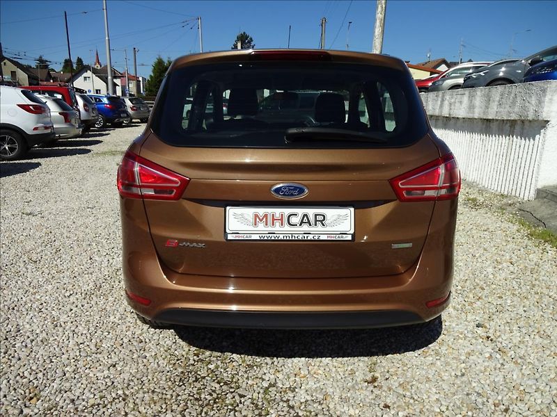 Ford B-MAX 1,0 i 74kW - fotka 6 z 47
