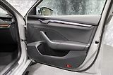 Škoda Octavia 2,0 TDI Scout 4x4 DSG 1.majite - náhled 12