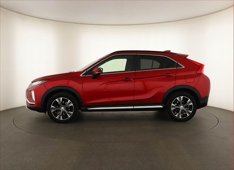 Mitsubishi Eclipse Cross (2018) 1.5 T-MIVEC, 4X4, Automat, ČR - fotka 3 z 15