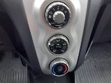 Toyota Yaris (2008) 1.3 i KLIMA ČR - náhled 11