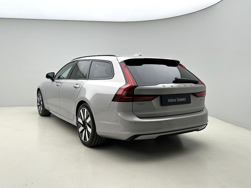 Volvo V90 T6 AWD RECHARGE PLUS REZERVACE - fotka 10 z 45