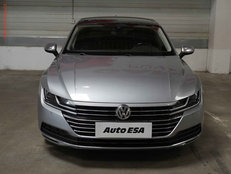 Volkswagen Arteon (2019) 2.0TDi, Elegance, LED - fotka 2 z 20