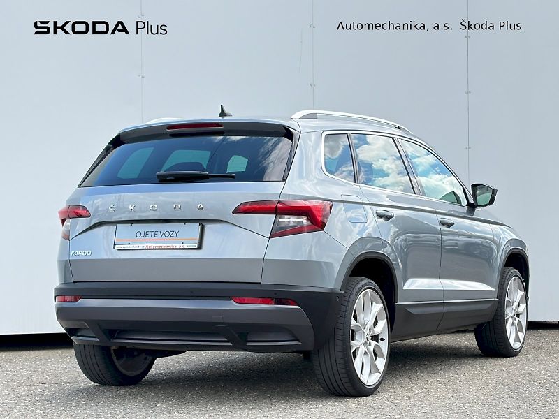 Škoda Karoq (2020) DSG 1.5 TSI / 110 kW / STYLE - fotka 2 z 35