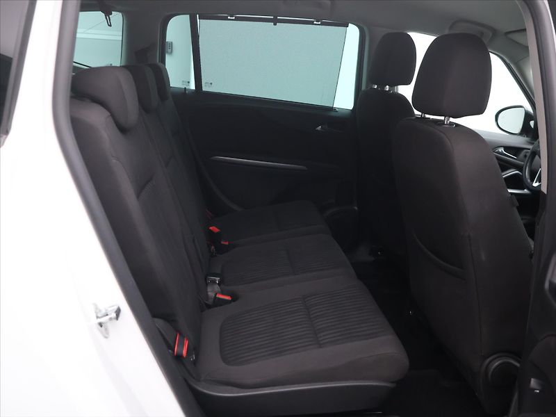 Opel Zafira 2,0 CDTI 125kW Edition CZ - fotka 12 z 19