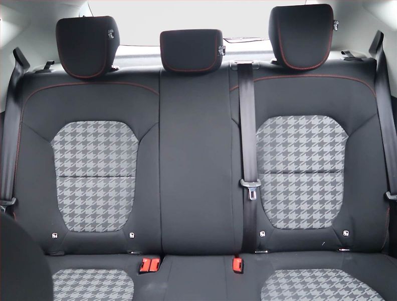 MG ZS (2024) Essential 1.5, Serv.kniha - fotka 10 z 18