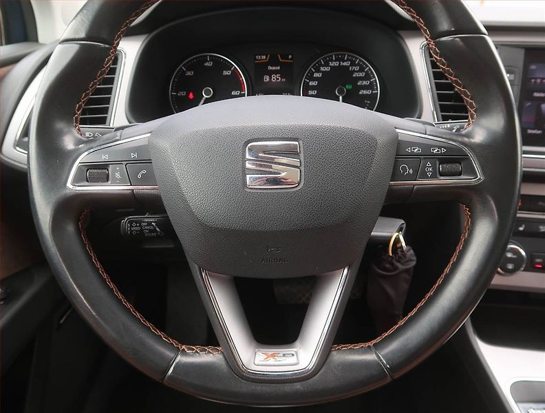 Seat Leon (2017) X-Perience 2.0 TDI, 4X4 - fotka 17 z 22