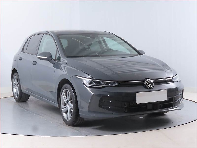 Volkswagen Golf (2025) Life 1.5 TSI - fotografie inzerátu