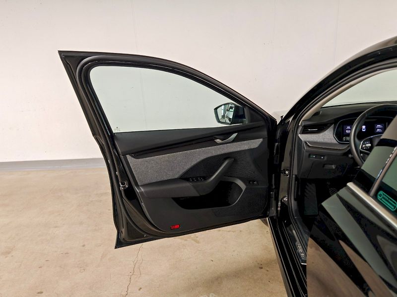 Škoda Octavia (2025) 1.5 TSI 85 kW Top Selection - fotka 21 z 31