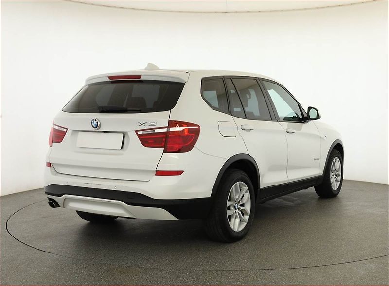 BMW X3 (2015) xDrive20d, 4X4, Automat - fotka 5 z 17