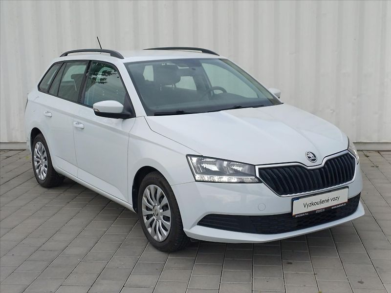 Škoda Fabia 1,0   TSI 70kW Active - fotka 3 z 24