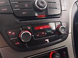 Opel Insignia (2010) 2.0 CDTI, Serv.kniha, po STK - náhled 18