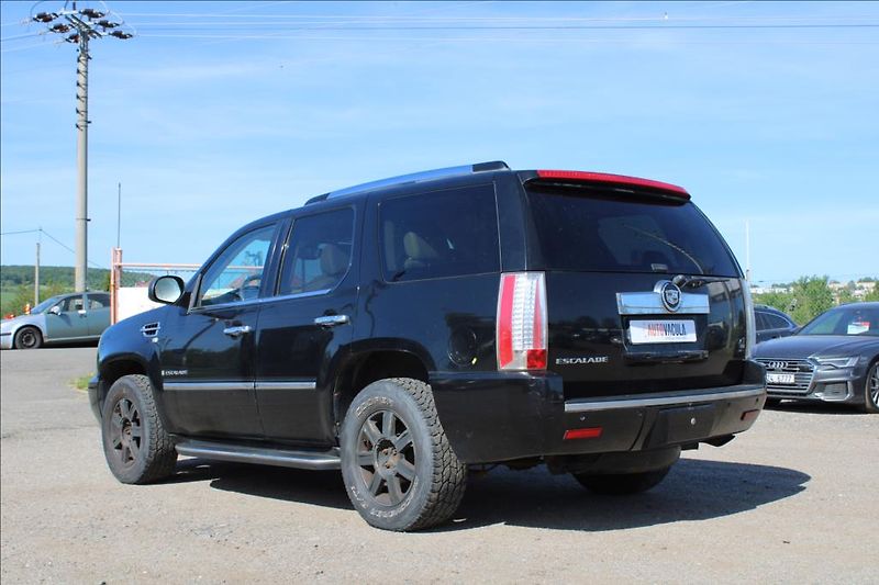 Cadillac Escalade 6,2 V8 6.2i  +LPG, 301 KW, ČR - fotka 7 z 29