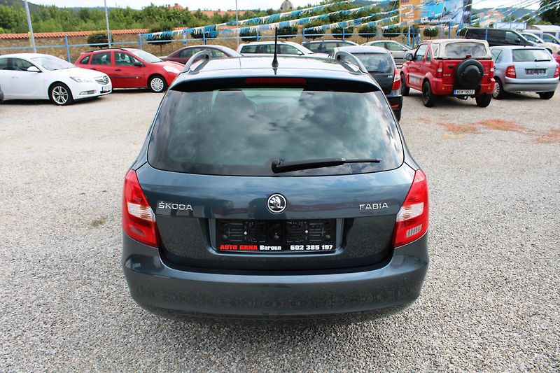 Škoda Fabia (2014) REZERVACE - fotka 6 z 16