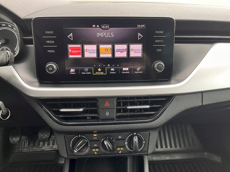 Škoda Kamiq (2022) 1,0TSI 81KW AMBITION - fotka 19 z 23