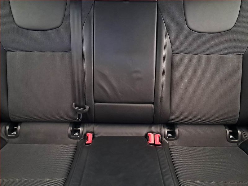 Škoda Octavia (2017) 1.6 TDI, Automat, Navi - fotka 10 z 18