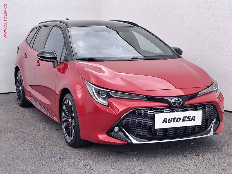 Toyota Corolla (2023) 1.8 Hybrid, 1.maj,ČR, AT - fotka 1 z 18