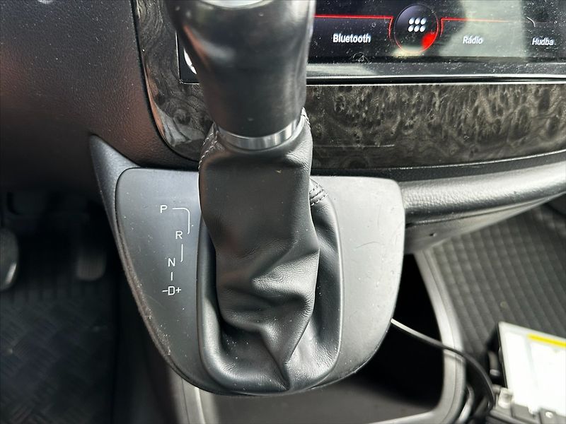 Mercedes-Benz Viano 3,0 CDI 165KW-EXTRALONG 7MIST - fotka 28 z 42