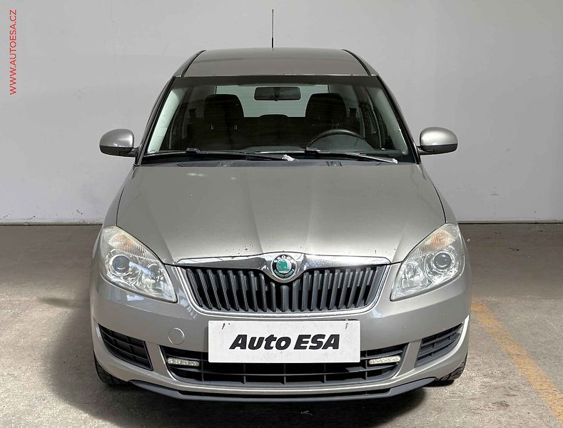 Škoda Roomster (2011) 1.2 TSi, Style, park. čidla - fotka 2 z 14