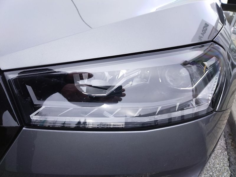 Škoda Fabia 1.0 TSi Monte Carlo - fotka 23 z 29
