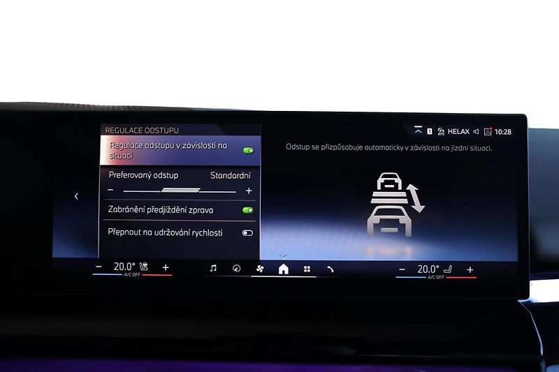 BMW i5 xDrive 40 - fotka 17 z 32