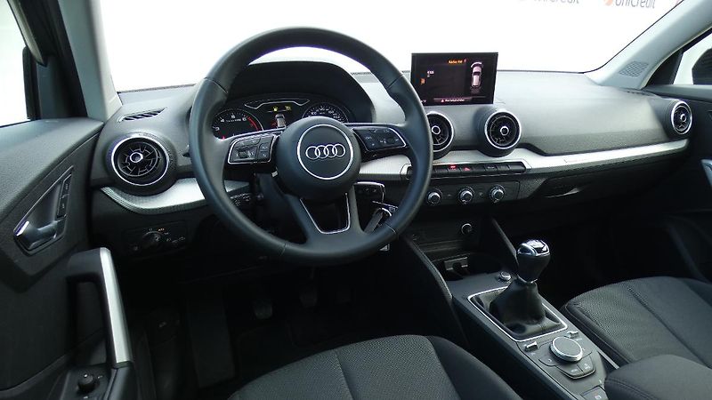 Audi Q2 1,0 TFSI Advanced - fotka 5 z 23