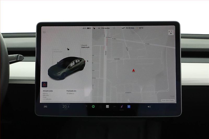 Tesla Model 3 (2021) Long Range 4WD 82kWh, SoH 82% - fotka 11 z 25