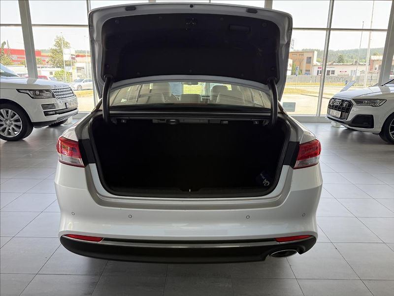 Kia Optima 1,7   CRDi 104kW,AUTOMAT,ČR - fotka 26 z 28