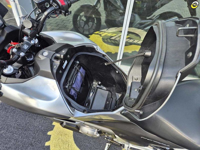 Honda NC 700 X (2013) - fotka 16 z 23