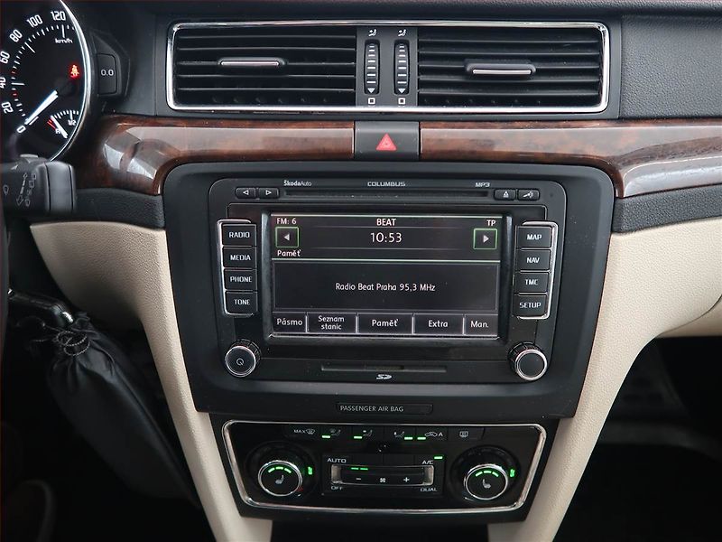 Škoda Superb (2014) Elegance 2.0 TDI, Navi, Xenony - fotka 12 z 20