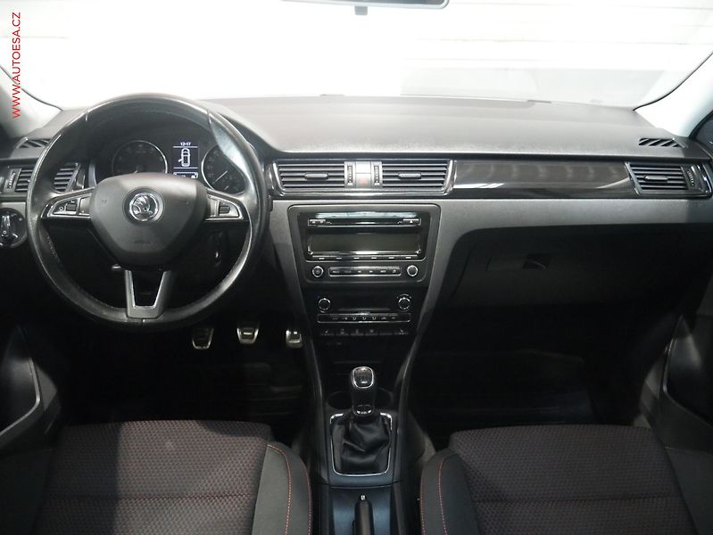 Škoda Rapid (2014) 1.2 TSI, Panorama - fotka 8 z 18