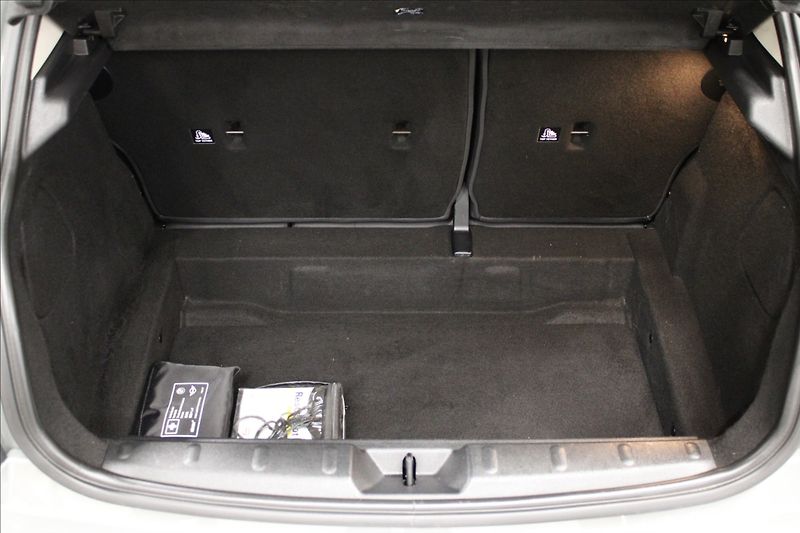 Mini Cooper 1,5 1.majitel CZ - fotka 5 z 37