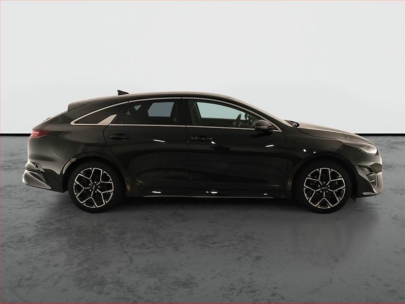 Kia Pro_Ceed (2024) GT-Line 1.5 T-GDI MHEV - fotka 6 z 25