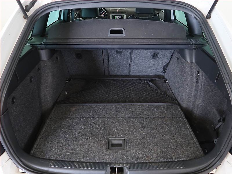 Škoda Octavia (2011) RS 2.0 TDI, Navi, Xenony - fotka 13 z 13
