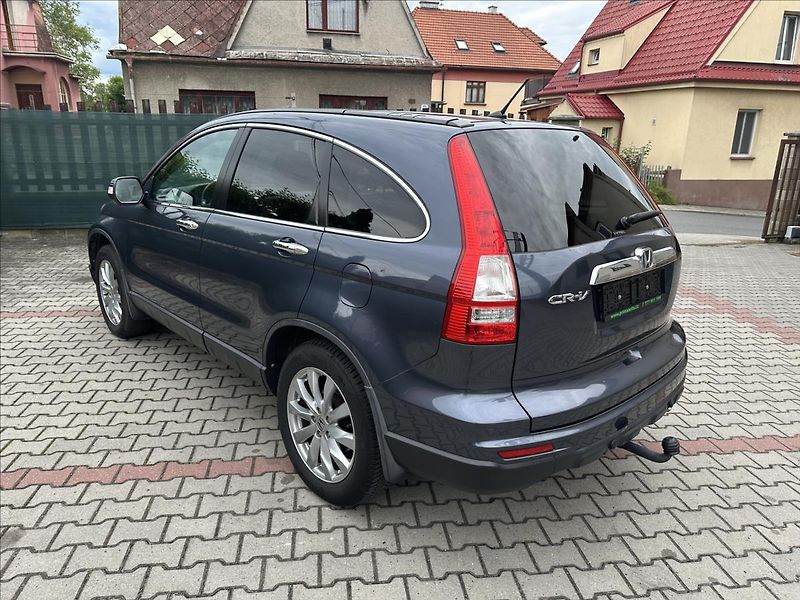 Honda CR-V 2,0 4x4 TOP TAŽNÉ - fotka 7 z 24
