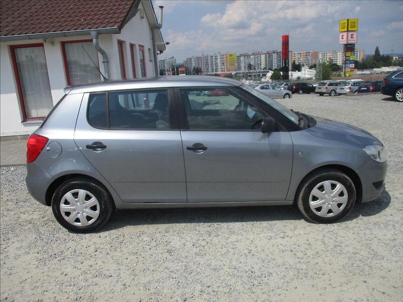 Škoda Fabia 1,2 TSI, klima, serv.kniha, - fotka 4 z 36