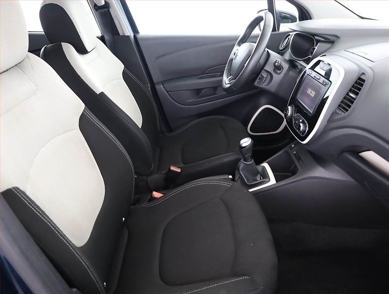 Renault Captur (2018) 0.9 TCe, ČR,1.maj, Navi - fotka 7 z 15