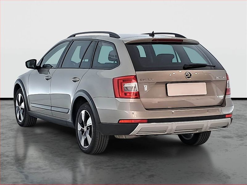 Škoda Octavia (2016) Scout 2.0 TDI, 4X4, Automat - fotka 4 z 22