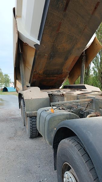 Renault Ostatní K440 8X4 SklápěčS1 P. Stroj SS - fotka 18 z 29