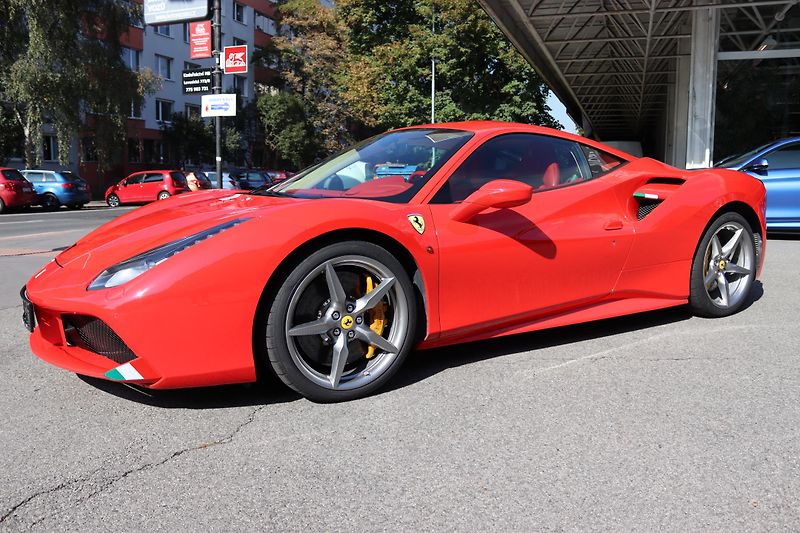 Ferrari 488 (2019) 488 GTB | 1. Majitel | ČR  - fotka 23 z 75
