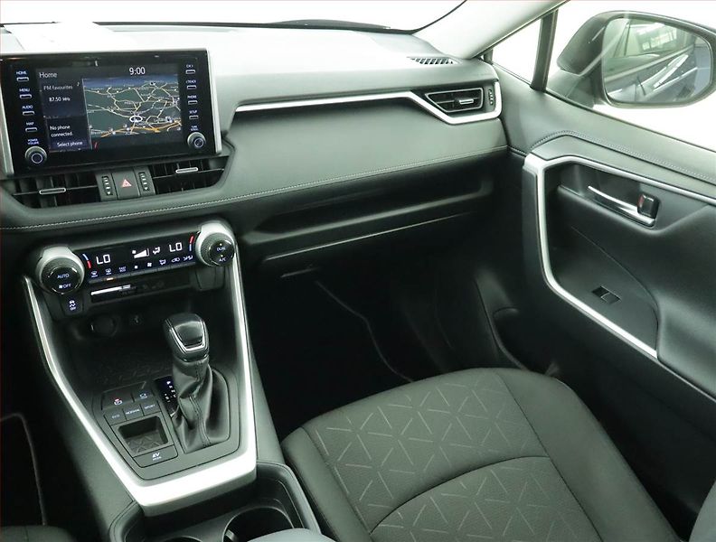 Toyota RAV4 (2022) Business 2.5 Hybrid - fotka 8 z 19
