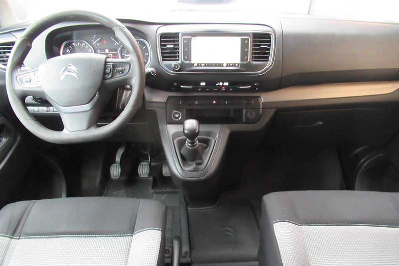 Citroën Jumpy SpaceTourer 8MÍST 1.MAJITEL - fotka 11 z 35