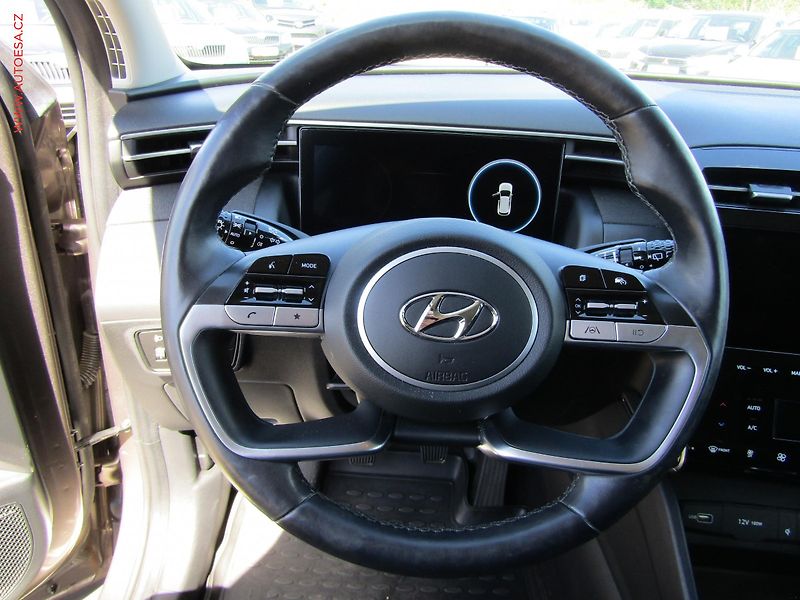 Hyundai Tucson (2021) 1.6 TGDi 4x4, 1.maj,ČR, AT - fotka 17 z 26