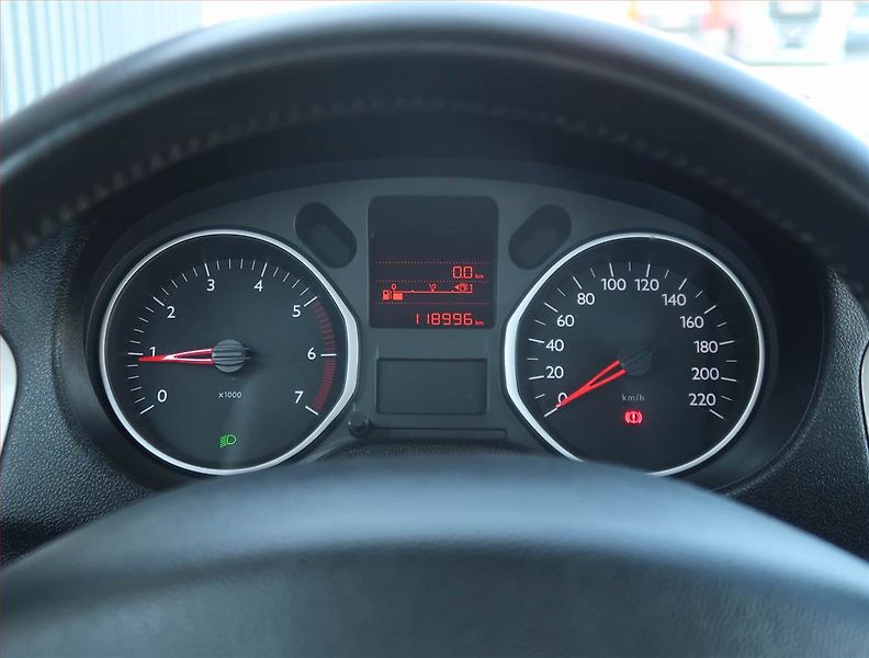 Citroën C-Elysée (2016) 1.2 PureTech, Serv.kniha - fotka 11 z 23