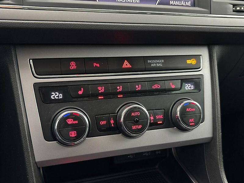 Seat Leon Xcellence - fotka 19 z 29