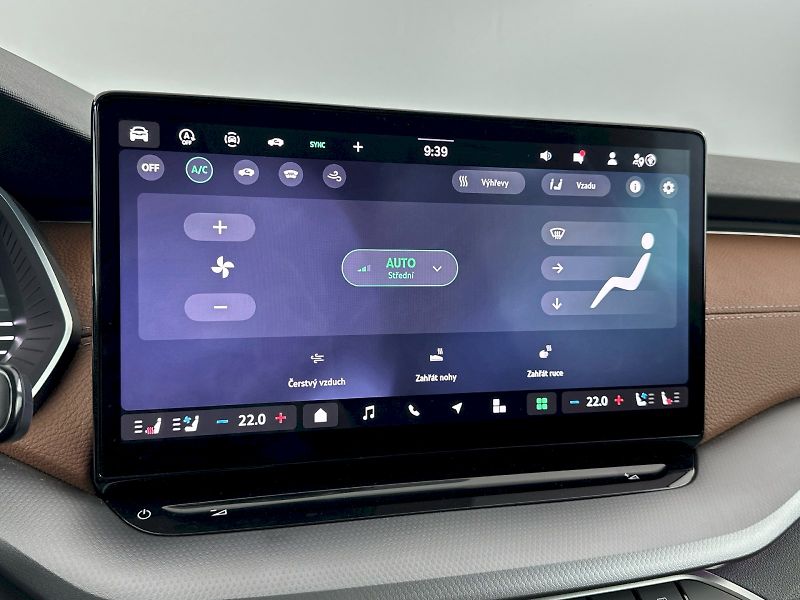 Škoda Octavia (2025) 1.5TSI 110kW Exclusive Selecti - fotka 22 z 37