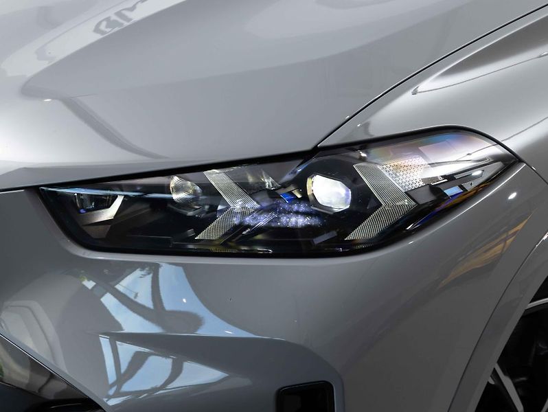 BMW X5 xDrive30d - fotka 8 z 24