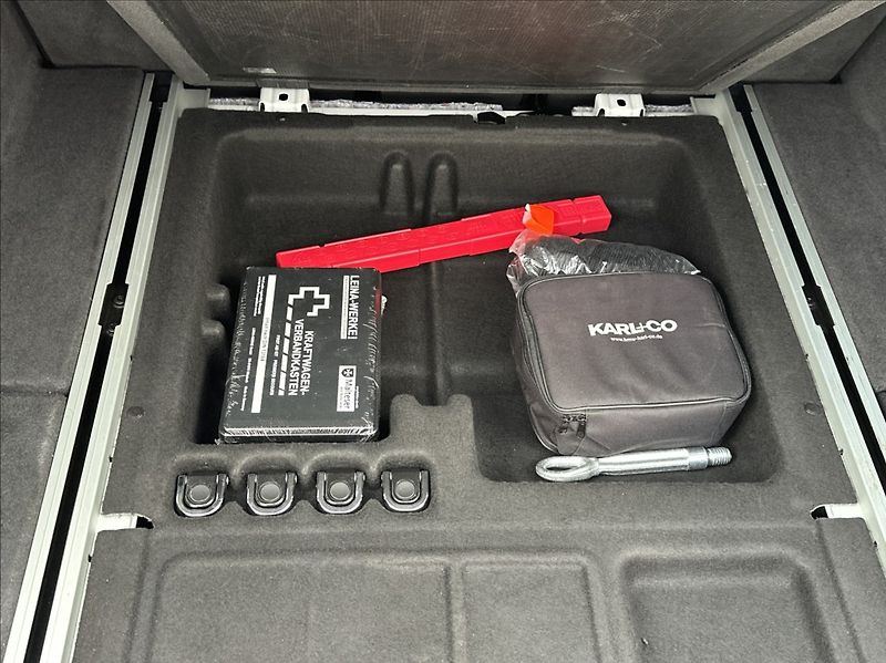 BMW X3 2,0 28i 245PS  Advantage A/T 4 - fotka 44 z 53