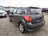 Suzuki SX4 1,6 - náhled 8